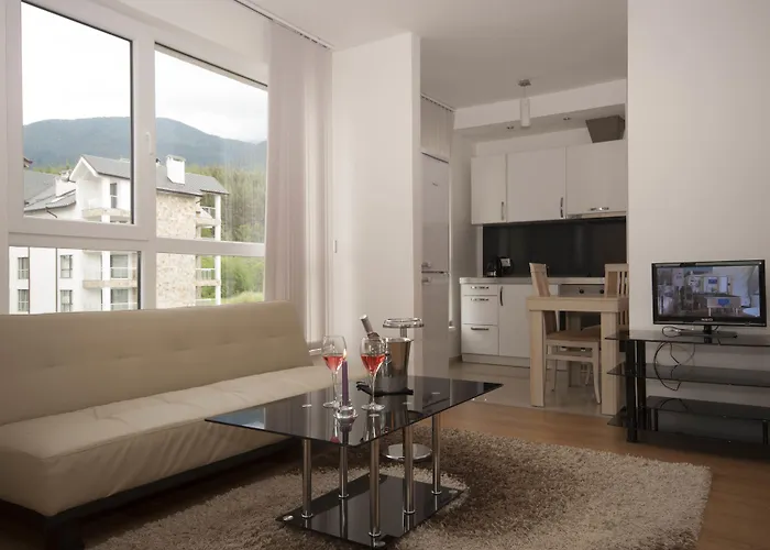 Saint George Palace בנסקו