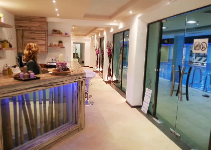 Hotel apartamentowy Saint George Palace 4*