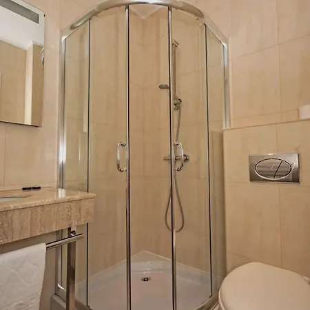 Saint George Palace 아파트호텔 4*
